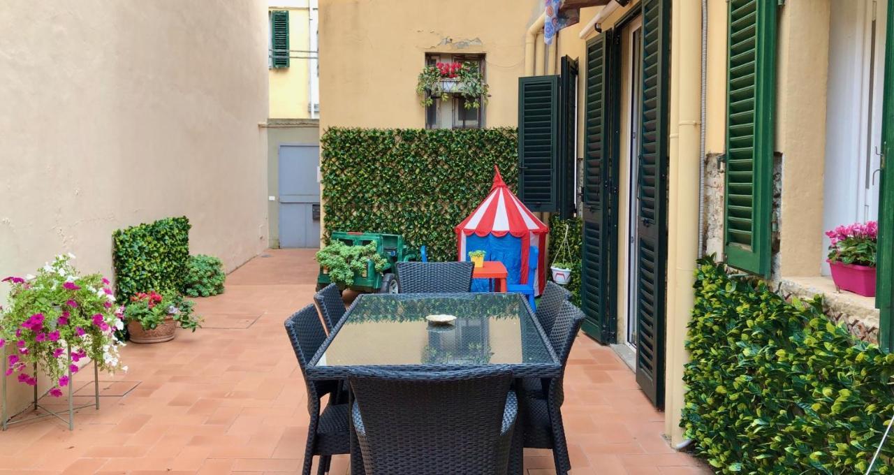 Santa Croce Garden Apartment Florenz Exterior foto