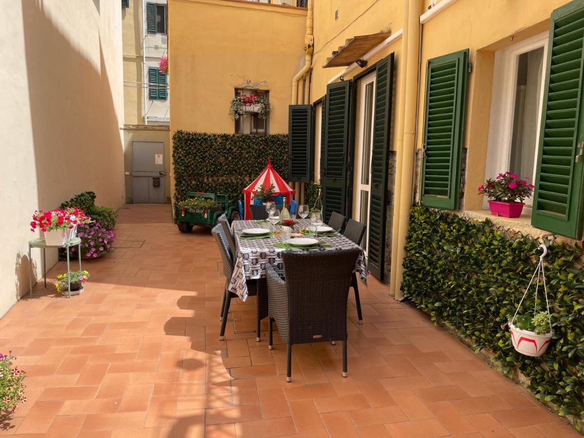 Santa Croce Garden Apartment Florenz Exterior foto